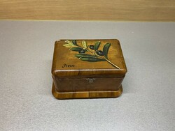 Face wooden box