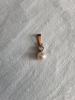 Small pendant with jewel and akoya pearl!