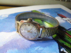 Slava women's wristwatch, 17-stone mechanical, with a nice metal strap, works!