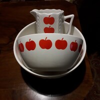 Retro granite pitcher with bowls