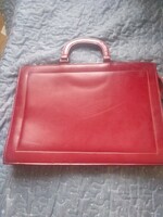 Burgundy retro briefcase, nice new 2000ft