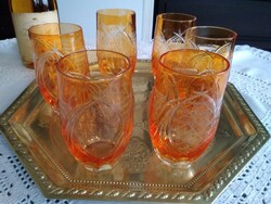 Narancs árnyalatú kristály retro boros poharak, gyönyörű metszett mintával!