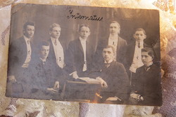Antique named photo sheet, boys in boarding school 1909