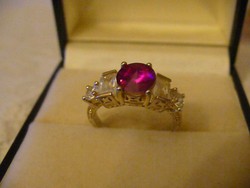 Szépséges rózsaszín ezüst köves gyűrű