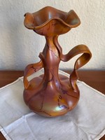 Különleges szalagos Zsolnay váza