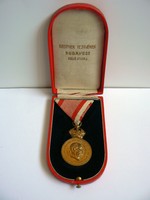 József Ferenc signum laudis (1890-1918), gilded bronze medal, in original box!