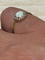 14kr opal díszítésű aranygyűrű eladó!Ara:24.000.-