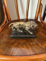 Copper lion statue paperweight