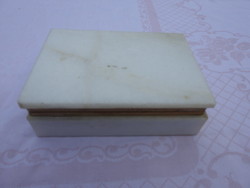 Marble or onyx box