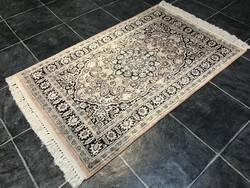 Kashmir - Indian hand-knotted silk Persian rug, 78 x 138 cm