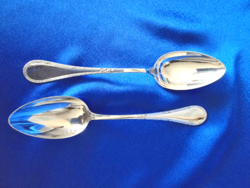 2 Silver spoons. 800 fineness.