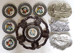 10 db-os régi vintage fém ón ólom dísztárgy csomag falidísz falitányér hamutartó hamutál tál tányér