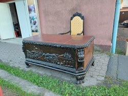 Antique Neo-Renaissance desk with throne chair