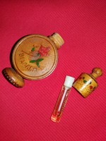 Régi BULGÁRIA rózsaolaj parfüm kulacs alakú fa pafümös tartóban a képek szerint