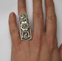 Extravagáns, antik, virágos ezüst gyűrű