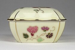 1K537 Pillangós vajszínű Zsolnay porcelán bonbonier