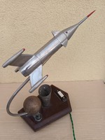 Retro astronaut table lamp and pen holder