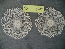3 Mandala laces in a pair with a fractal motif, crocheted with refined thin thread, 19 cm in diameter