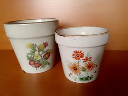Two similarly styled, glazed, patterned glazed porcelain flower pots with a caspo flower pattern, flawless