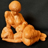 Sándor Kligl - terracotta sculpture of a mother with her child - 859.