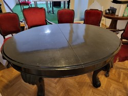 Neobaroque dining table with chairs