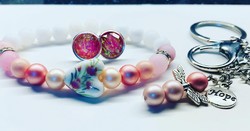 Mineral set! Bracelet, earrings, carabiner key holder with pendants!