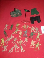 Retro trafikáru bazáráru műanyag játék katona katonák csomagban egyben képek szerint 16