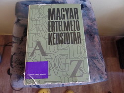 Magyar értelemező  szótár