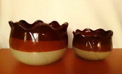 Two different sizes, with striped glaze on the outside, wavy edge, cheerful retro ceramic pot, flower pot