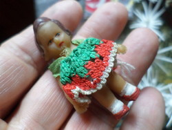 4.5 cm, very small, cute, retro rubber doll.