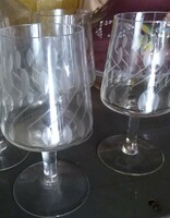4 incised glass liqueur glasses