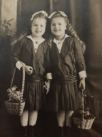 Old children's photo vintage photo little girls salgó photographer budapest