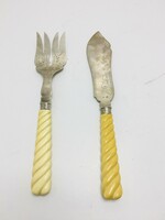 Rendkívüli ezüst szervíz kés és villa, csont nyéllel (50419)