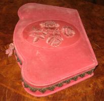Antique turn of the century velvet toilet / jewelry holder / box