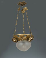 Gilded bronze chandelier with plastic roses