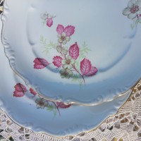 2 flower cake plates