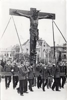 1938 34. Nemzetközi Eucharisztikus Kongressz hozzák a Tiroli kereszttet