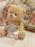 TEDDY BEAR - Woolworths plüss maci anyák napi levél a kezében Dear Mummy