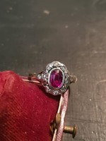 Gyémántos gyűrű