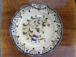 Zsolnay tányér, kínáló (sérült)