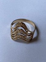Arany Viktória gyűrű  2,9 g