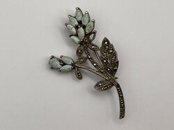 Old flower brooch/pin silver with howlite and marcasite stones