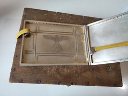 WWii German personal items box