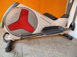 Proform elliptikus tréner.