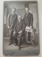 Antique photo of father and sons from the workshop of Sándor Erdoss 24, Thököly út, Budapest, circa 1899