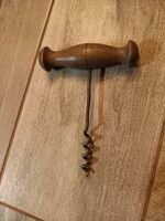 Old corkscrew (13.2x10.2x2.8 cm)
