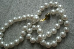 Akoya white shade pearl necklace 7.8-8.1 mm eyes