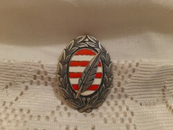 A badge or badge of some sort