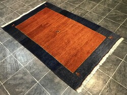 GABBEH - Kézi csomózású vastag gyapjú szőnyeg - Tisztítva, 119 x 191 cm