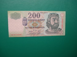Ropogós 200 forint 2006 FB